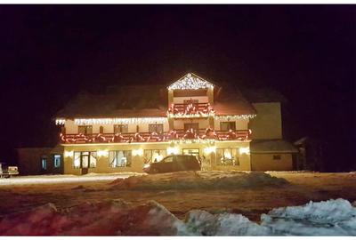 Pensiune superba cu priveliste de vis - 13