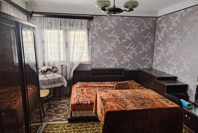 Casă individuală cu 3 camere cu Canalizare în Colentina - 4