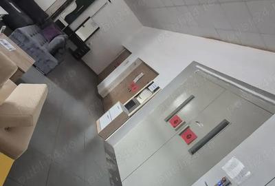 Spațiu comercial, de 71 mp, în Central