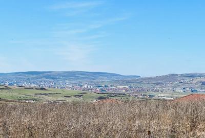 Teren de 700 mp, în Central - 1