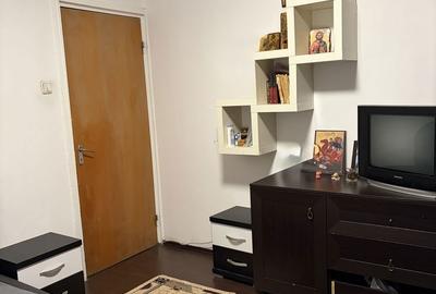 Apartament cu 3 camere decomandat în Tineretului - 3