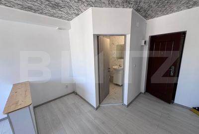 Garsoniera de vanzare, etaj 4, zona Micro 12