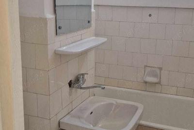 Ap 2 Cam Hala Orion 45mp decomandat etaj 2 centrala termopan , balcon - 2