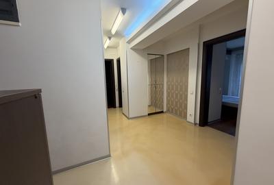 Apartament cu 3 camere decomandat, mobilat în Decebal - 5