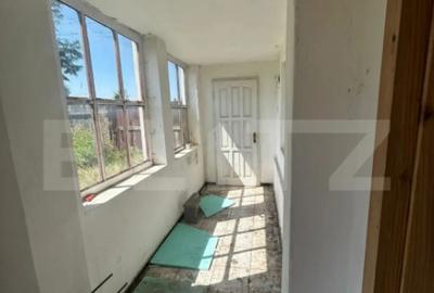 Casă cu 4 camere cu Teren 3233 Mp în Prejmer - 2
