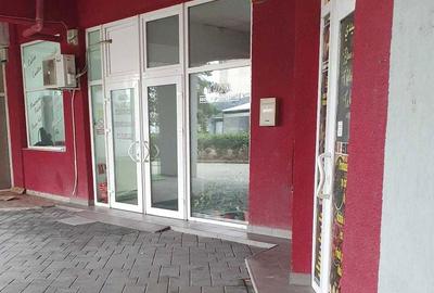 Spațiu comercial, de 100 mp, în Central - 1