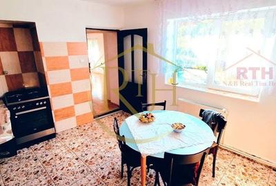 Casă cu 5 camere cu Teren 1500 Mp în Beregsău Mare - 6