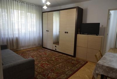 Apartament cu 3 camere semidecomandat în Girocului - 4