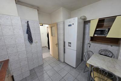 Piata Muncii, Decebal, 10 minute metrou, chiar pe Agricultori - 2