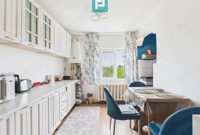 Apartament cu 2 camere decomandat în Girocului - 10