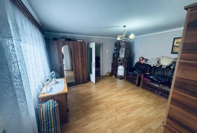 Casă individuală cu 3 camere cu Canalizare în Central - 5