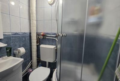 Garsonieră în Titan
