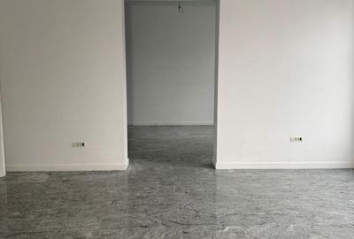 Spațiu comercial, de 2,000 mp, în Central - 1