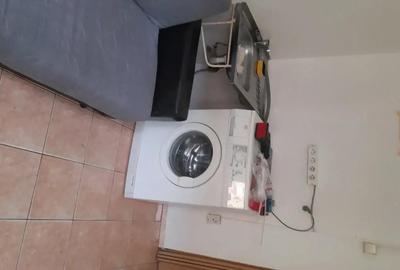 Garsonieră decomandată în Central - 2