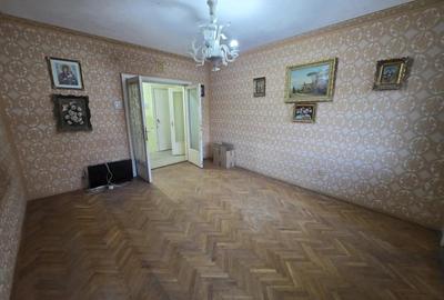 Apartament 4 camere de vanzare Zona Balcescu, vedere catre Biserica - 7