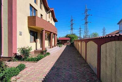 Năvodari | Casă spațioasă cu teren mare - 2