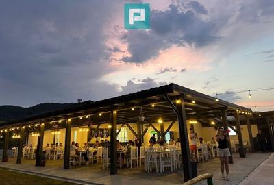 Spațiu comercial, de 320 mp, în Eșelnița - 7