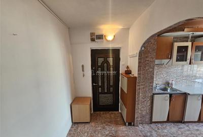 Resita, 2 Cam. Cf. 1, Mobilat Utilat, Bulevard, Micro 2 - 6