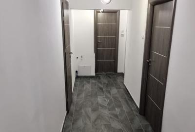 Inchiriez apartament 3 camere - 1