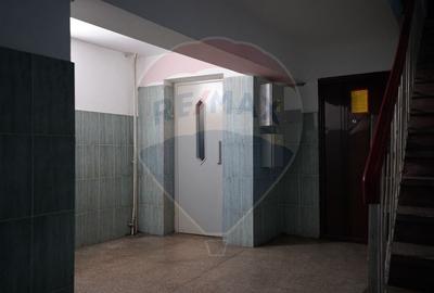 Apartament cu 4 camere decomandat în Ghencea - 14
