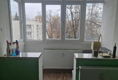 De inchiriat garsoniera mobilata si utilata modern Titan Mall - 6