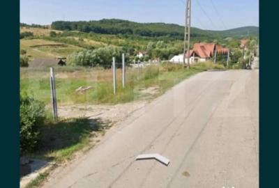 Teren de 950 mp, în Zăvoi - 1