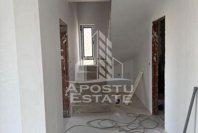 Apartament cu 4 camere în Central - 1