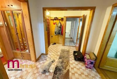 Apartament cu 4 camere decomandat în Ultracentral