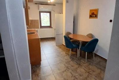 Apartament cu 2 camere decomandat în Traian - 9