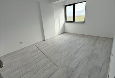 Apartament cu 2 camere în Km 4 - 8