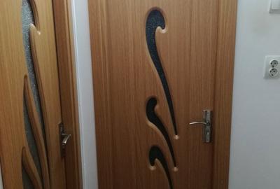 Apartament cu 3 camere decomandat în Vălenii de Munte - 5