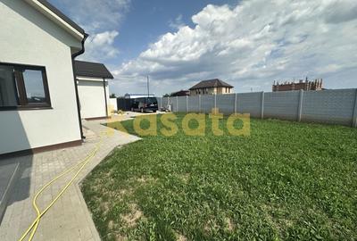 Casă individuală cu 3 camere cu Canalizare în Nord-Est - 1