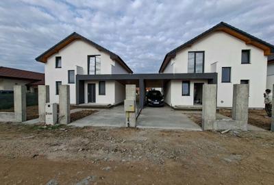 Casă cu 4 camere în Botiz - 3