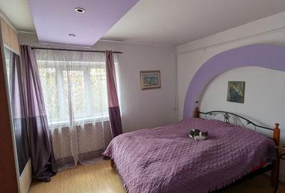 Apartament cu 3 camere decomandat în Calea București - 1