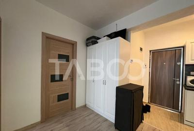 Apartament 2 camere de vanzare decomandat 39 mp zona Doamna - 1