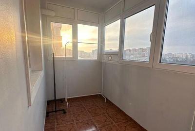 Apartament 3 camere de vanzare - Metrou Nicolae Grigoresc... - 1