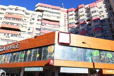 Apartament cu 3 camere semidecomandat, mobilat în 1 Mai - 17