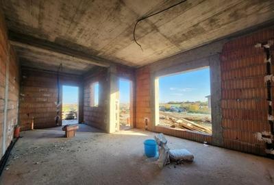 1/2 Duplex Sacalaz, comision 0%. Stadiu avansat - 1