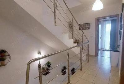 Casă cu 5 camere în Dobroești - 18