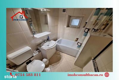 Apartament cu 3 camere decomandat în Banca Națională