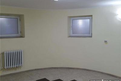 Spațiu comercial, de 62 mp, în Central - 2