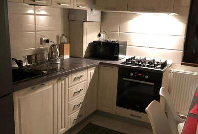 Apartament 3 camere, decomandat - zona Tractorul Apartament 3 camere, decomandat - zona Tractorul - 5