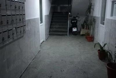 Vanz gars la P din 4, 16 mp, bloc de ap ?i gars, 1994, izolat,sect 2-zona Doamna Ghica, 32000 Euro - 9