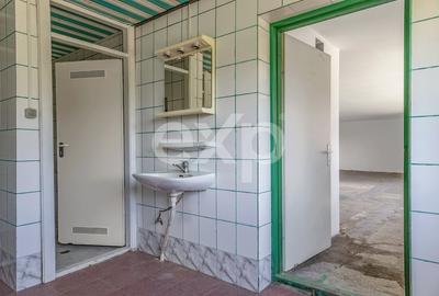 Spațiu comercial, de 178.82000732422 mp, în Bacova - 10