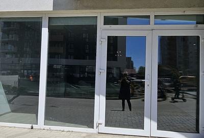 Spațiu comercial, de 55 mp, în Orașul Nou - 2