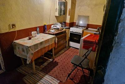 Casă cu 3 camere cu Teren 200 Mp în Central - 3