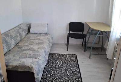 Inchiriez apartament 2 camere decomandat parter CAM, zona lini?tita - 4