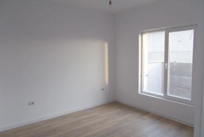 Duplex, Sanmihaiu Roman, 3 camere, 72 mp util, 250mp teren - 9