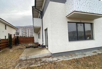 Casă cu 4 camere cu Teren 300 Mp în Central - 6