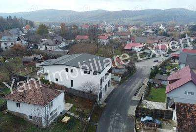 Apartament cu 3 camere în Central - 3